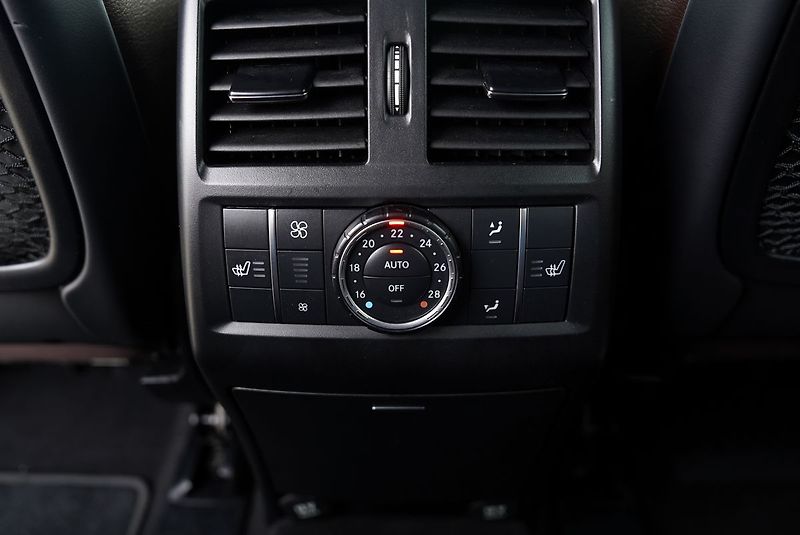 Mercedes-Benz GL 500 V8 AMG/4Matic/NOVÝ MOTOR - fotka 36 z 44