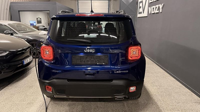 Jeep Renegade (2020) 1.3 T4 PHEV,4x4,50km dojezd - fotka 14 z 59