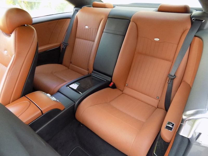 Mercedes-Benz CL (2010) 500 AMG/4-Matic/Designo/ - fotka 13 z 42