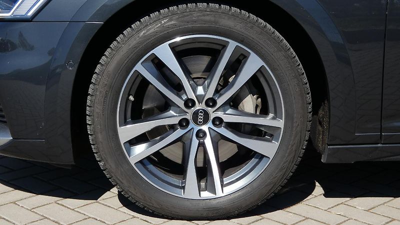 Audi A6 ALLROAD QUATTRO 3.0 55 TDI qua - fotka 26 z 27