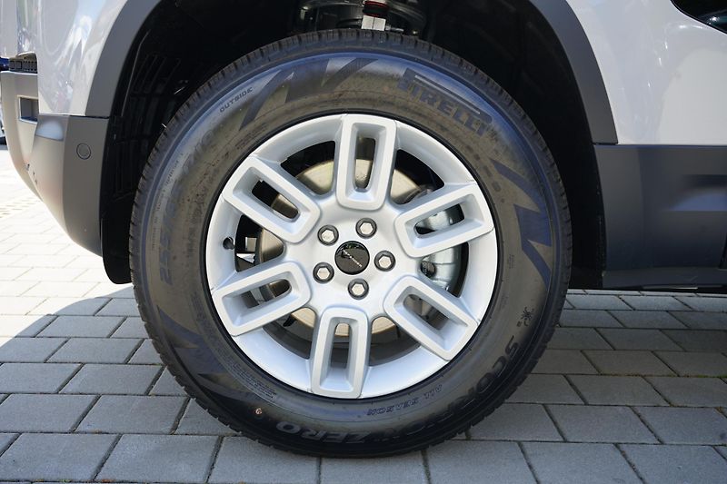 Land Rover Defender 110 S D200 - fotka 2 z 34