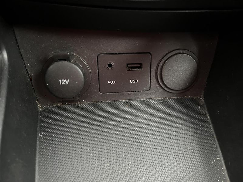 Kia Ceed 1,6 CRDi 16V KLIMA ALU SERVIS - fotka 16 z 29