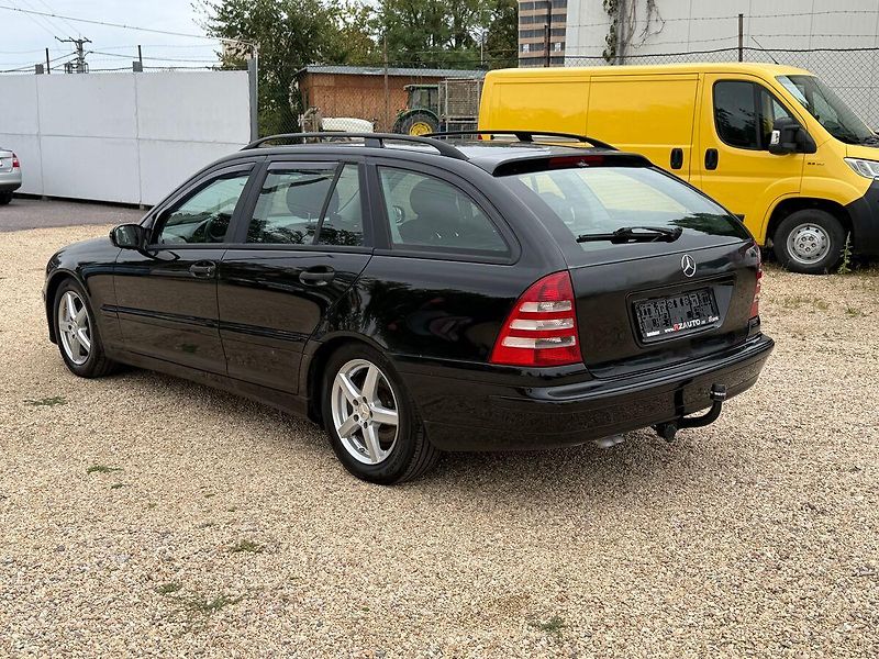 Mercedes-Benz Třídy C C 220 CDI Avantgarde - fotka 3 z 28