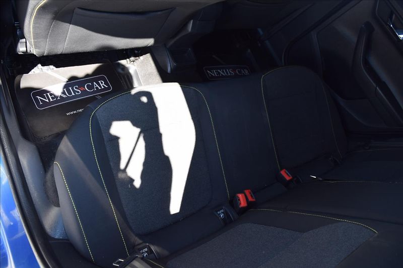 Škoda Fabia 1,0 MPI 55KW VÝHŘEV ALU LPG - fotka 19 z 52