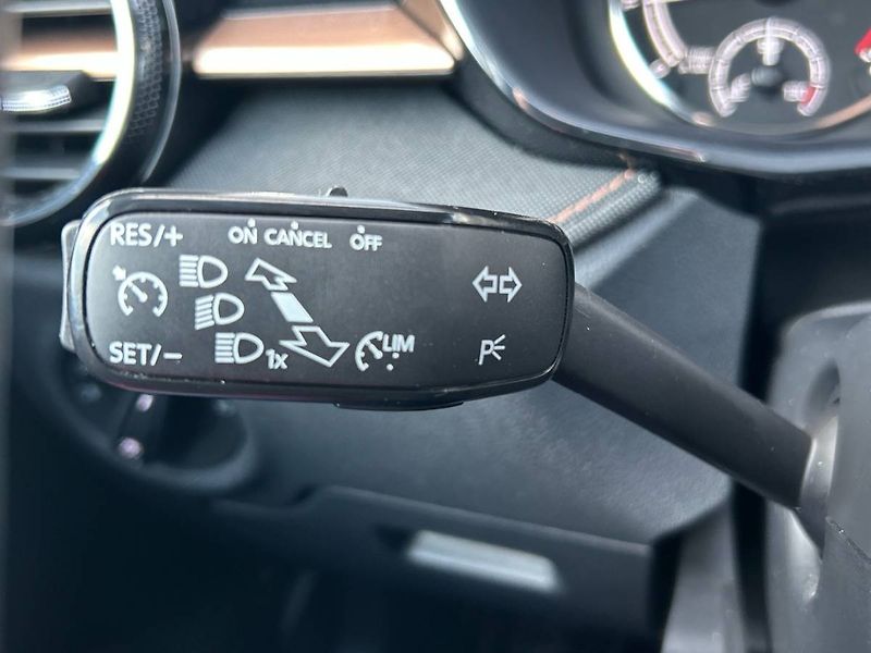 Škoda Fabia (2022) 1.0 TSI 7DSG Style - fotka 17 z 28