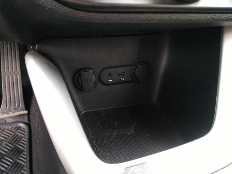Kia Ceed 1,4i + LPG - fotka 19 z 26