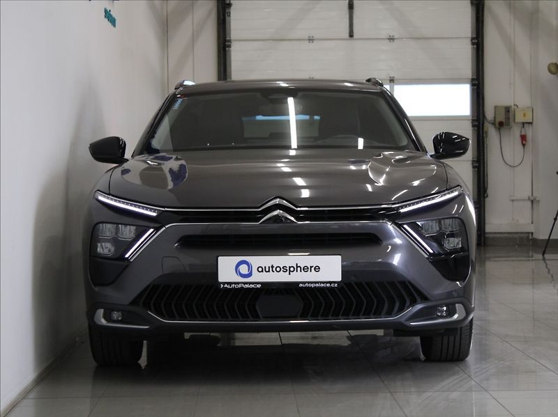 Citroën C5 X 1,6 PT 133kW Shine Paměť 31tkm - fotka 2 z 27