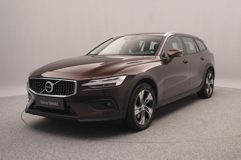 Volvo V60 CC D4 AWD MOMENTUM REZERVACE - fotografie inzerátu