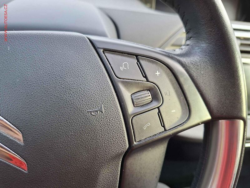 Citroën C4 Picasso (2018) 1.6 HDi, ČR, AC, TZ, kamera - fotka 18 z 19