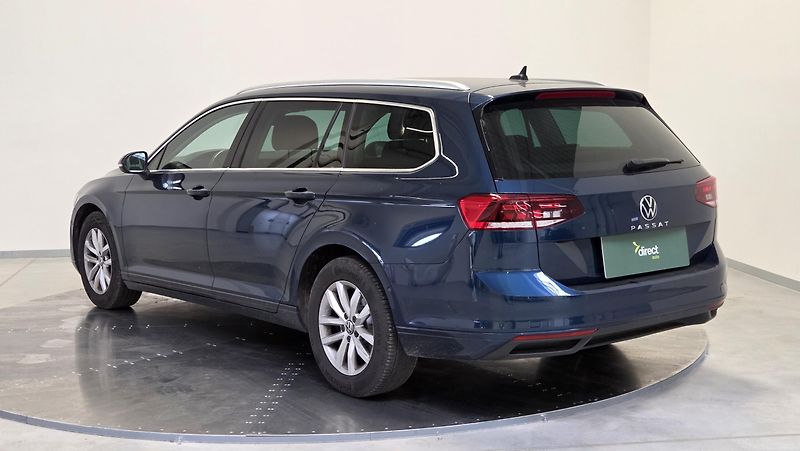 Volkswagen Passat - fotka 3 z 6