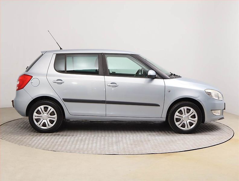 Škoda Fabia (2010) 1.2 12V - fotka 6 z 16