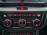 Volkswagen Sharan (2014) 2.0TDi 130KW Comfortline CUP - náhled 28