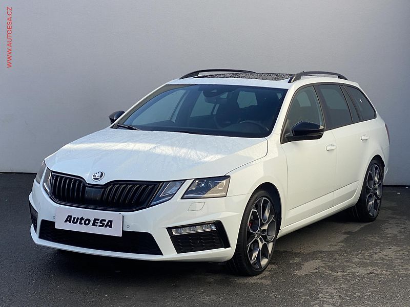 Škoda Octavia (2017) 2.0TDi, RS, LED, panor - fotka 3 z 19