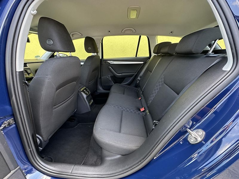 Škoda Octavia (2018) KOMBI 1.6TDI/85kW * 1.Maj * TZ - fotka 18 z 33