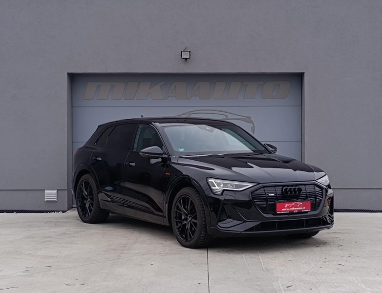 Audi e-tron 55 300kW QUATTRO S-LINE  - fotka 3 z 35