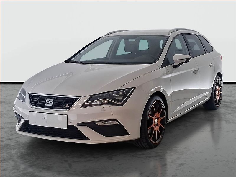 Seat Leon (2018) Style 1.4 TSI, Kůže, Tempomat - fotka 2 z 17