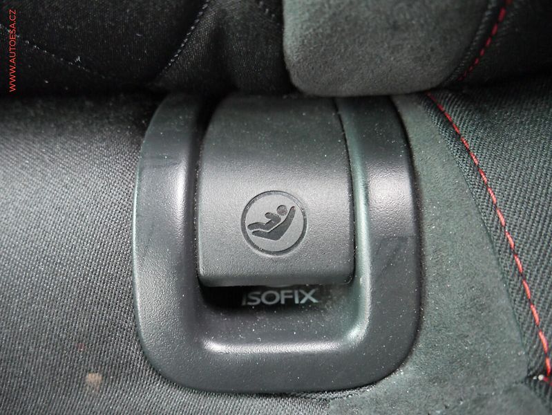 Škoda Octavia (2019) 2.0 TDi, RS, DSG, LED - fotka 25 z 26