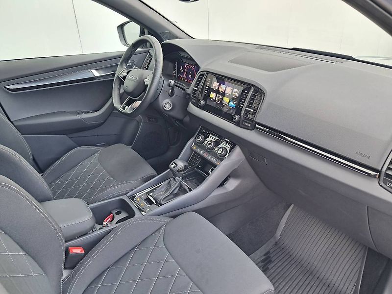 Škoda Karoq (2026) Sportline 1,5 TSI / 110 kW 7 A - fotka 22 z 29