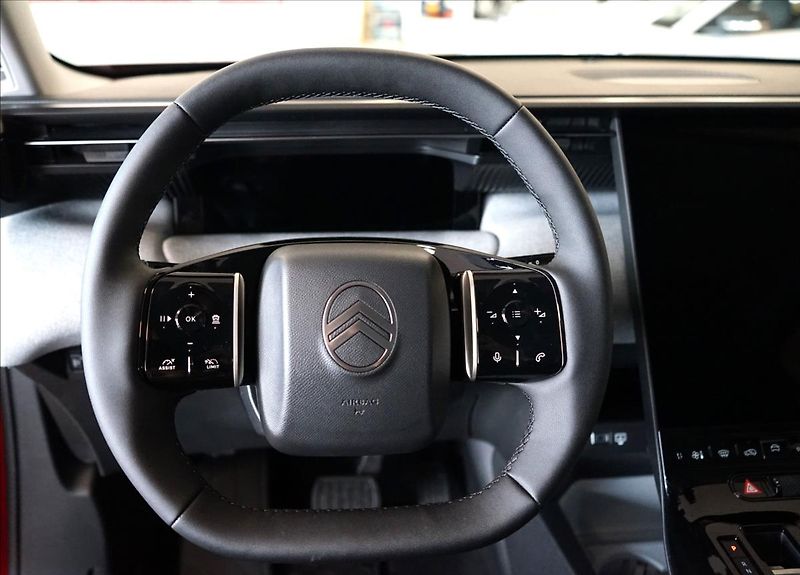Citroën C5 Aircross (2026) 1,2 Hybrid 145k Automatic YOU - fotka 13 z 18