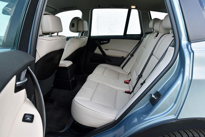BMW X3 xDrive20d LCi,KŮŽE,VÝHŘEV,TEMP - fotka 27 z 40