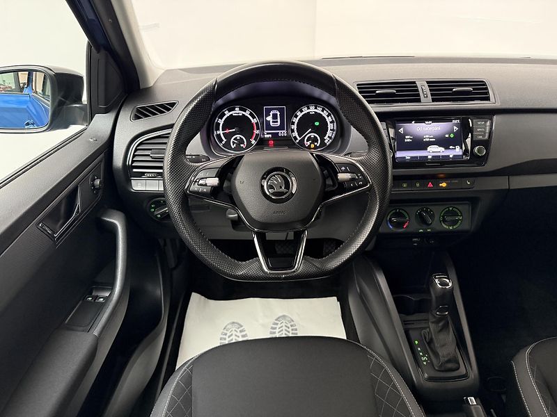 Škoda Fabia 1.0 TSI 70kW Black Combi Tour - fotka 6 z 12