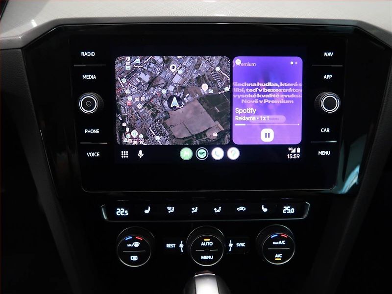 Volkswagen Passat (2019) Comfortline 2.0 TDI, Automat - fotka 12 z 13