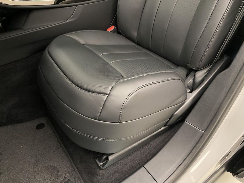 Land Rover Range Rover Sport (2026) D300 DYNAMIC HSE AWD REZERVACE - fotka 27 z 72