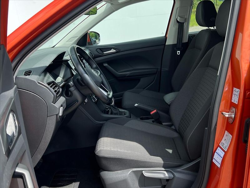 Volkswagen T-Cross 1,0 TSi 81kW 7DSG LIFE - fotka 11 z 24