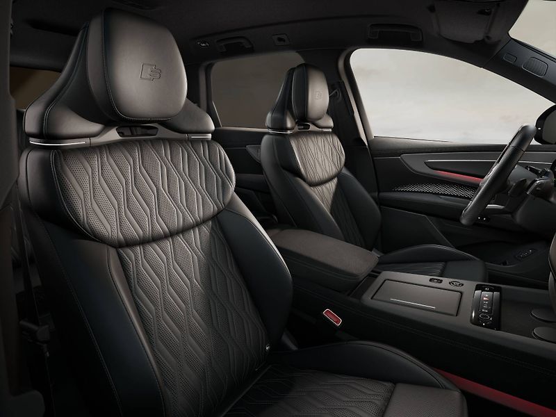Audi Q7 (2026) Quattro 8TT 3,0TDI - fotka 6 z 7