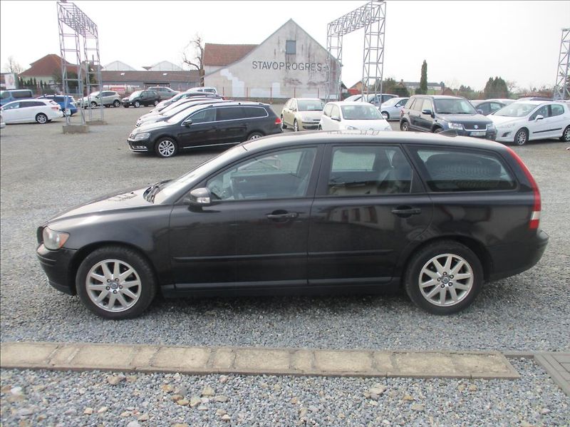 Volvo V50 2,0 D, digiklima, serviska, - fotka 4 z 34