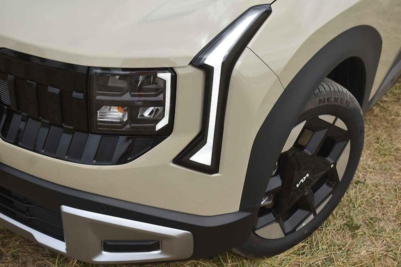 Nové SUV v nabídce korejské automobilky má neotřelý design.