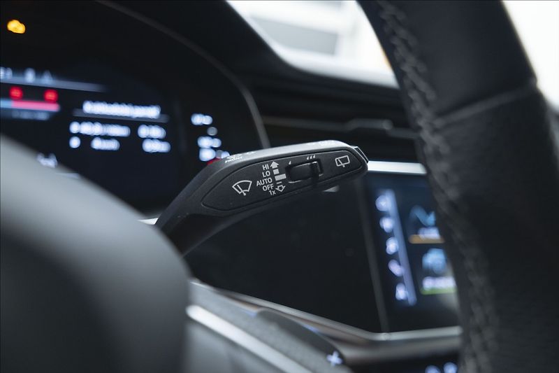 Audi Q7 3,0 TDI QUATTRO S-LINE 1. MAJ - fotka 25 z 51