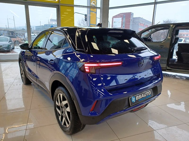 Opel Mokka (2025) HIT 1.2 TURBO (100kW/136k) MT6 - fotka 6 z 17