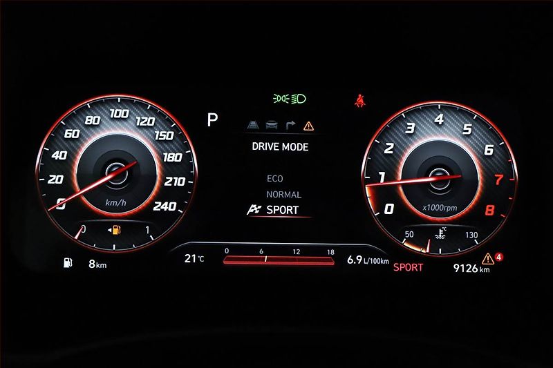 Hyundai i30 (2025) 1.5 T-GDI MHEV 48V, N-LINE - fotka 8 z 17