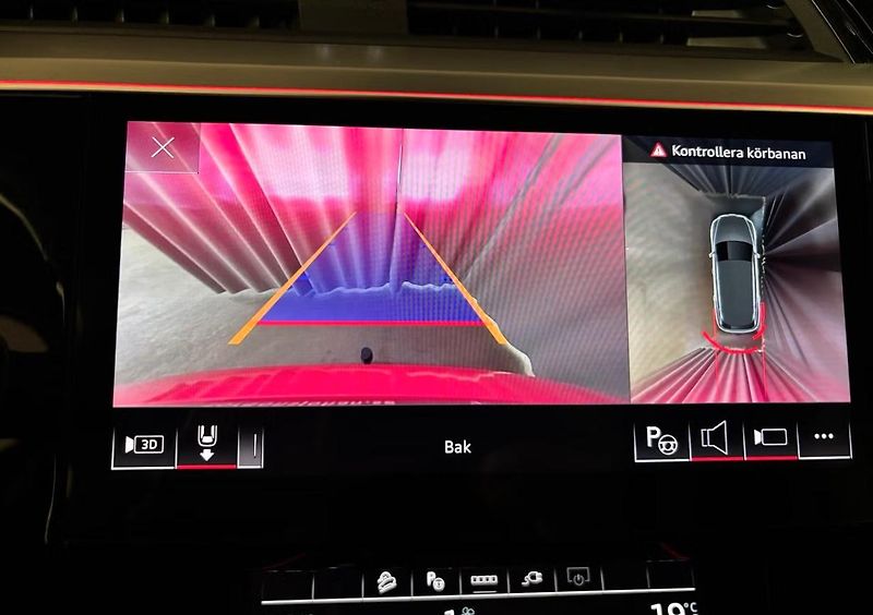 Audi Q8 e-tron 55 Q 360k Matrix Panorama Taž. - fotka 22 z 23