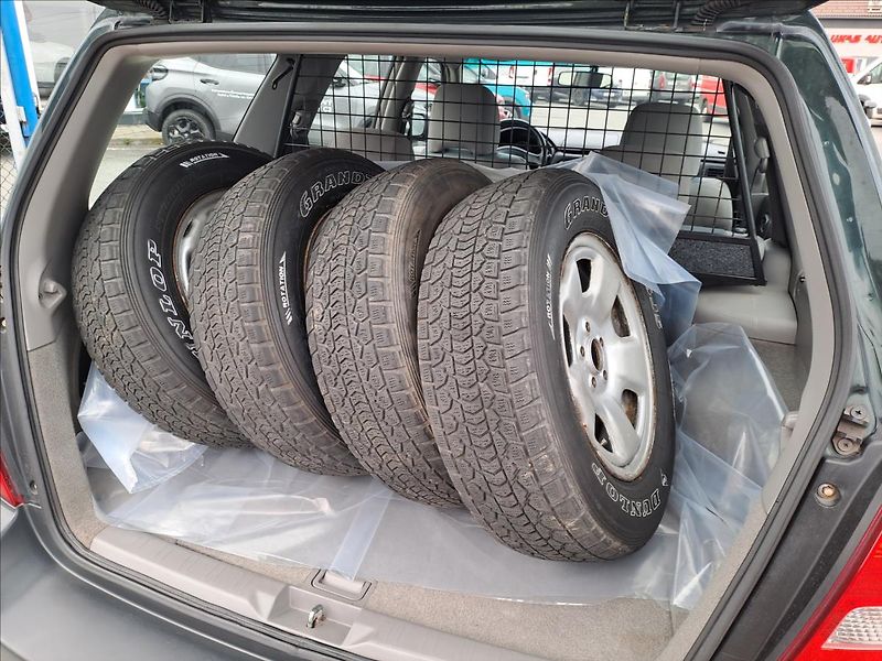 Subaru Forester 2,0 i 4x4 KOUPENO CZ - fotka 14 z 14