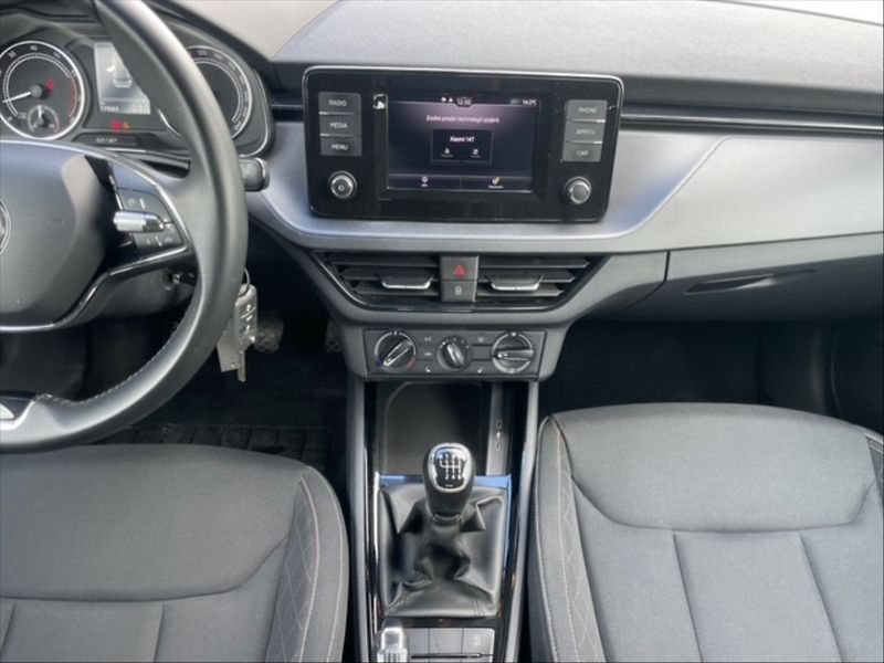 Škoda Kamiq 1,5 TSI 110 Ambition - fotka 10 z 11