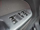 Volkswagen Touran (2012) 2.0 TDi, Comfortline - náhled 13