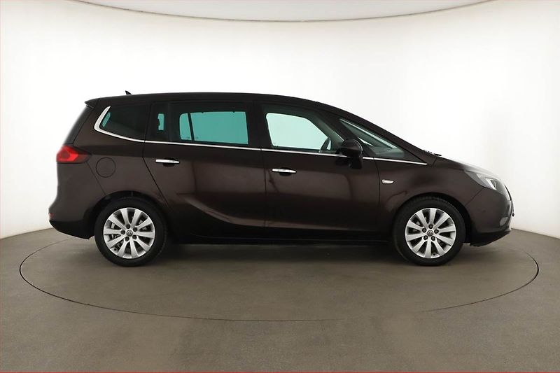 Opel Zafira (2012) Cosmo 2.0 CDTI, Navi, Xenony - fotka 6 z 16