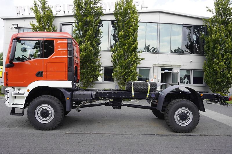 MAN TGM (2026) 18.250 4x4 / chassis 520 cm - fotka 9 z 24