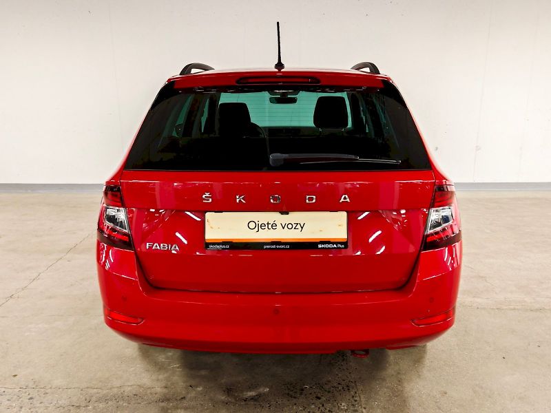 Škoda Fabia (2020) Combi 1.0 TSI 81 kW Style PLUS - fotka 23 z 25