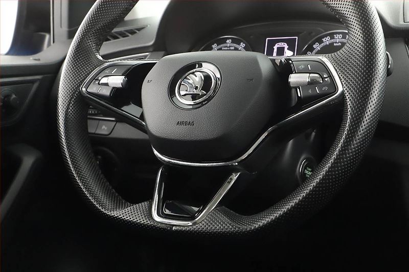 Škoda Fabia (2022) 1.0 TSI, Automat, ČR,1.maj - fotka 8 z 13