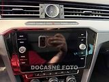Volkswagen Passat (2018) 2.0TDi, ČR, Highline - náhled 13
