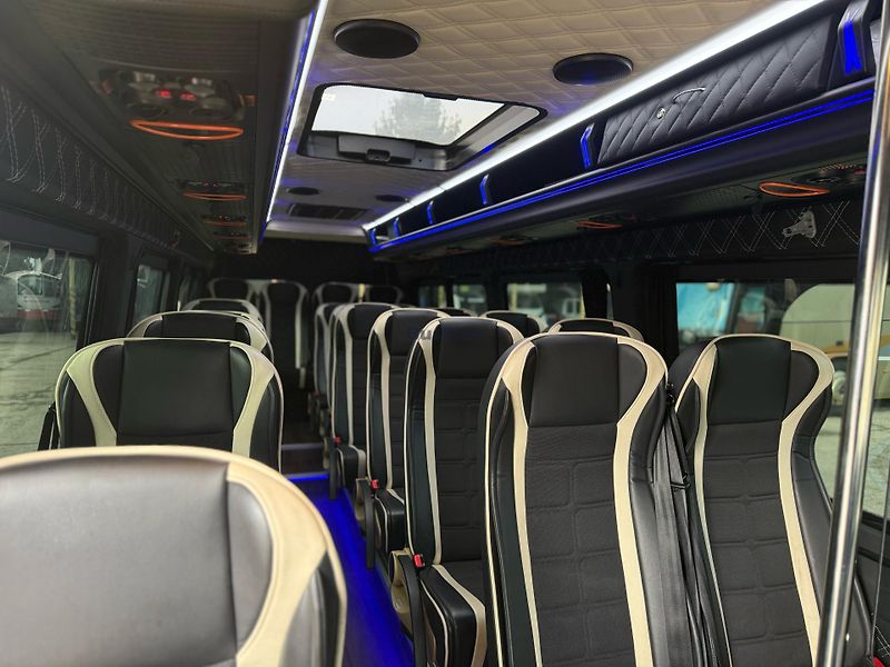 Mercedes-Benz (2023) Sprinter 519 CDI XXL - fotka 11 z 20