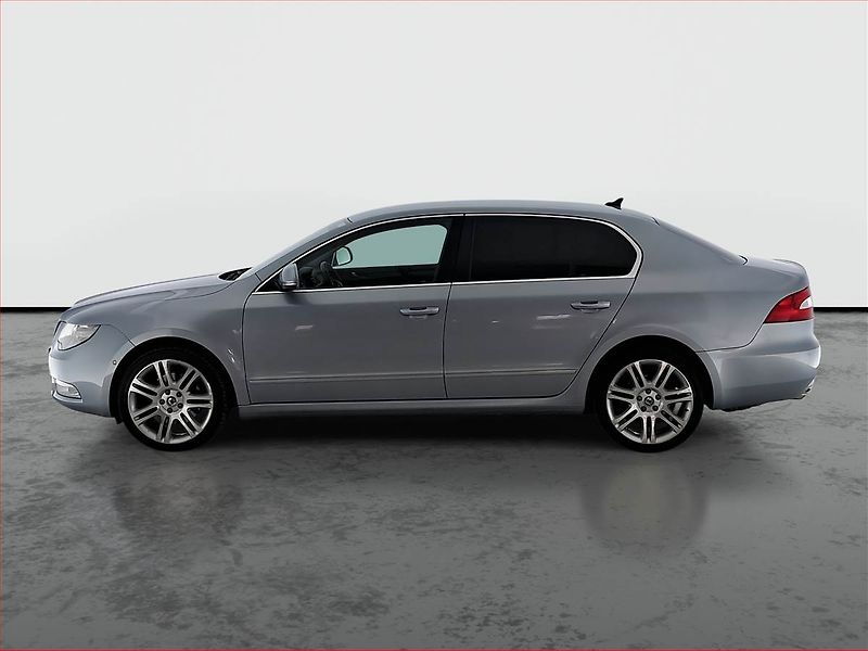 Škoda Superb (2011) Ambition 2.0 TDI, 4X4, Kůže - fotka 3 z 22