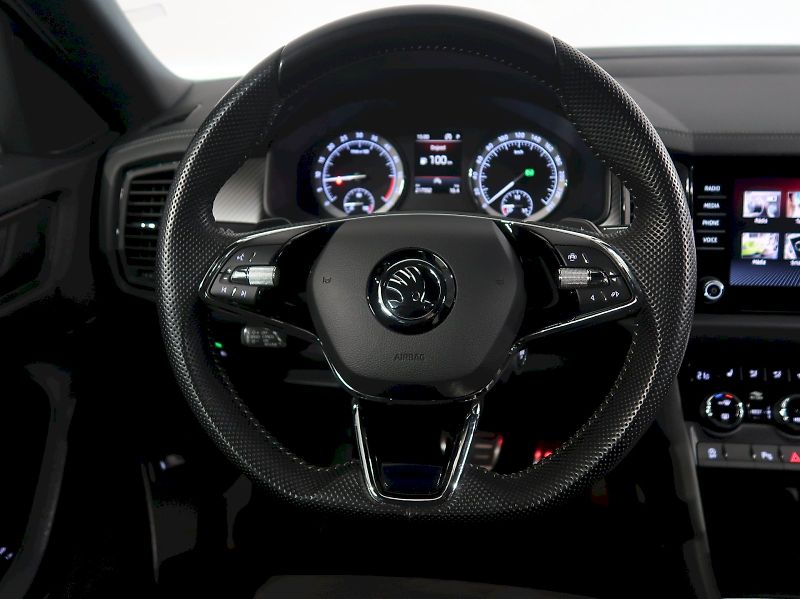 Škoda Kodiaq (2022) SPORTLINE 2.0TDI 147KW 4x4 DSG - fotka 17 z 38