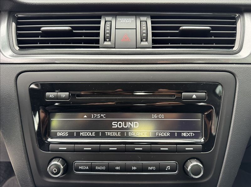Škoda Rapid 1,6 TDI DSG SPACEBACK tažné - fotka 42 z 50