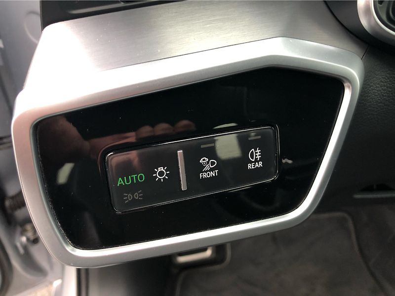 Audi A6 3,0 TSI Quattro - fotka 16 z 29