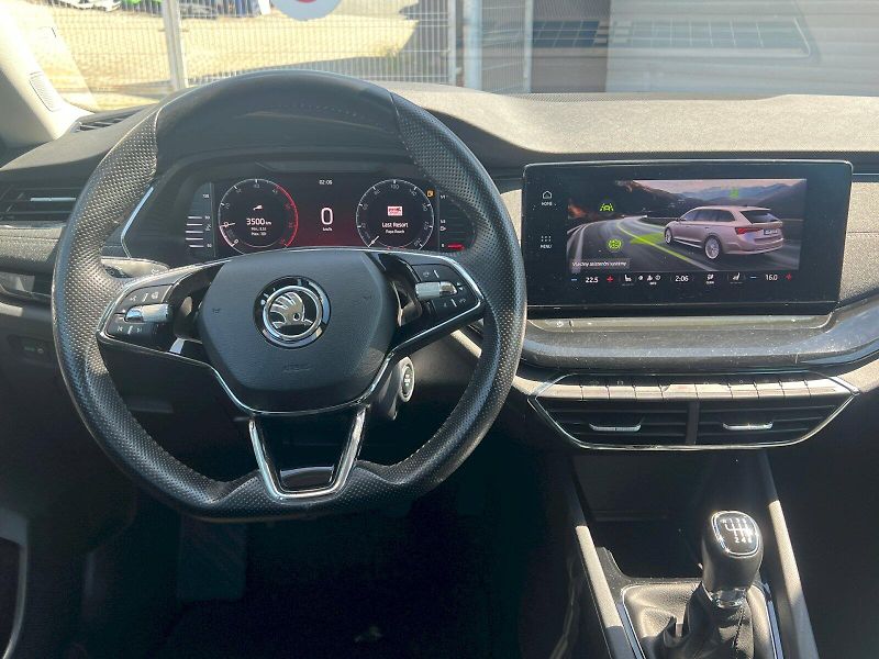 Škoda Octavia (2022) Style 2.0TDi 110kW 6°manuální - fotka 22 z 31