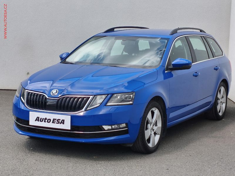 Škoda Octavia (2018) 2.0 TDi, ČR, Style, TZ, zmk. - fotka 3 z 21
